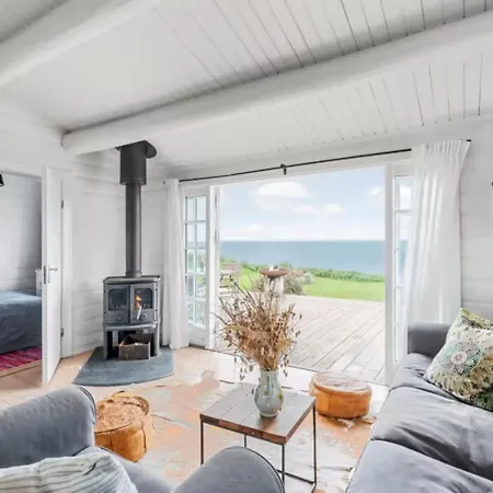 Сasa de vacaciones First Row House With Stunning Sea Views *